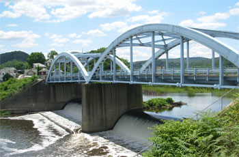 Photo of Cumberland blue bridge