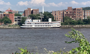 Photo of cruise ship