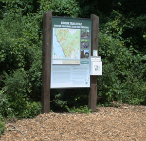 Photo of Hudson Highlands park trailhead.